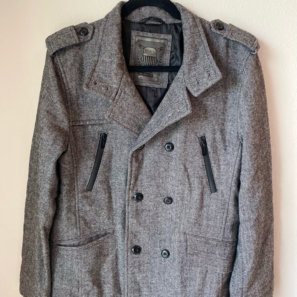 Men’s 21Men Coat With Layered Bottom Sleve
